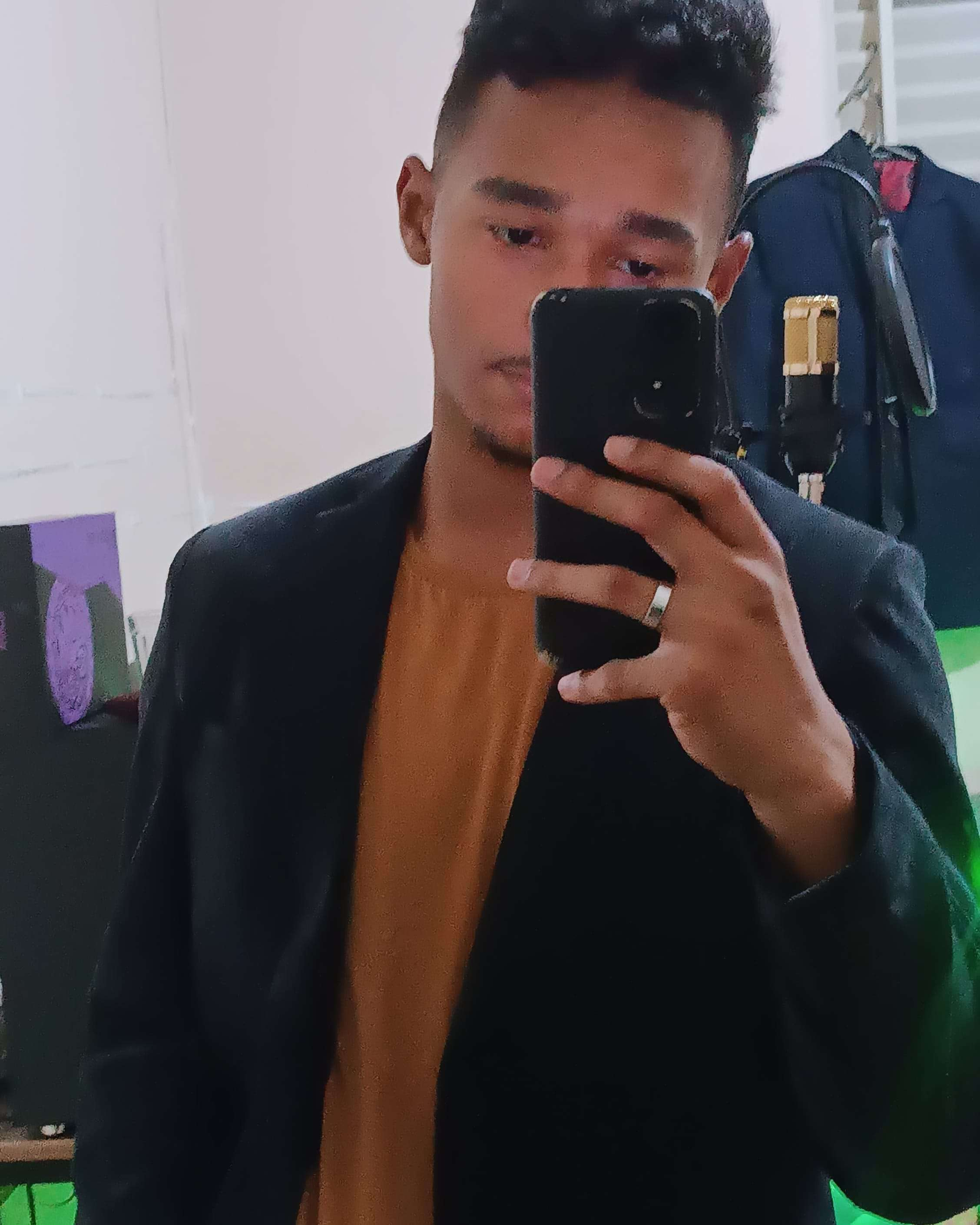 Kayque de Jesus, membro da equipe de tradução